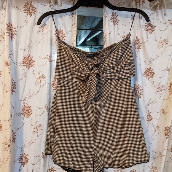 Bershka Small Shorts Romper - Picture 1 of 7
